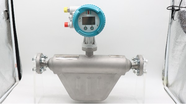 測氣體、液體、漿體總換表？這款科里奧利流量計一表多用